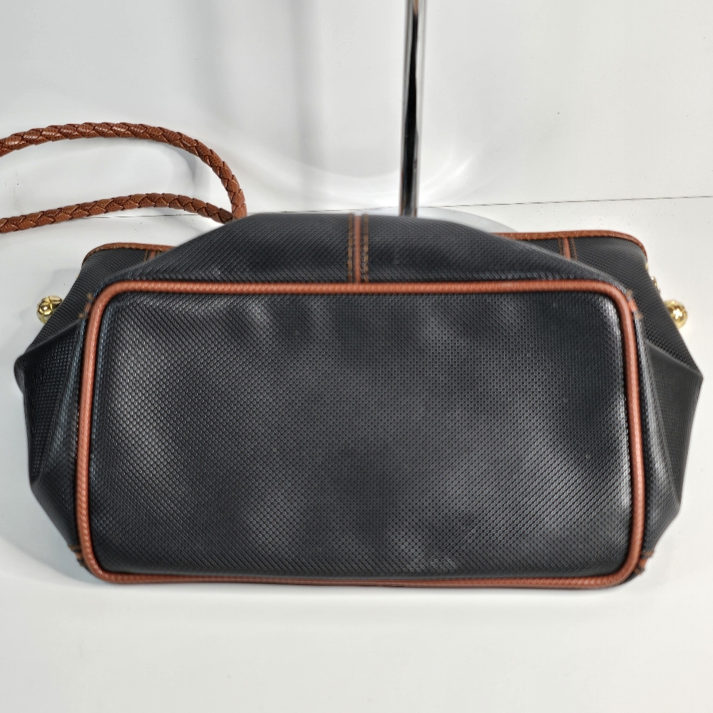Vintage Bottega Veneta black leather bag - Picture 11 of 12